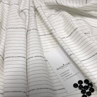 Облегченный хлопок Balenciaga в стильную горизонтальную полоску