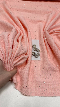 Нежный твид Chanel