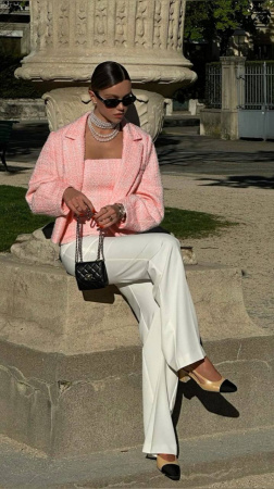 Нежный твид Chanel